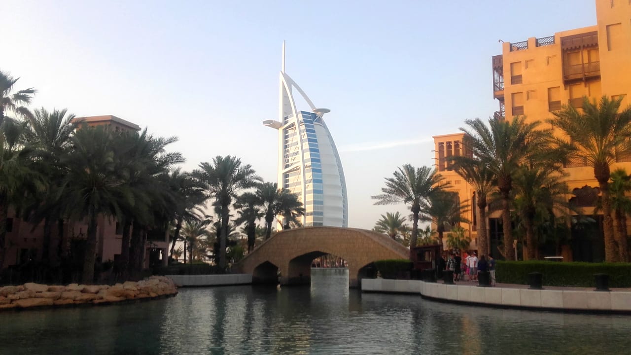 Burj al-Arab - jedyny na świecie 7-gwiazdkowy hotel, Dubaj.