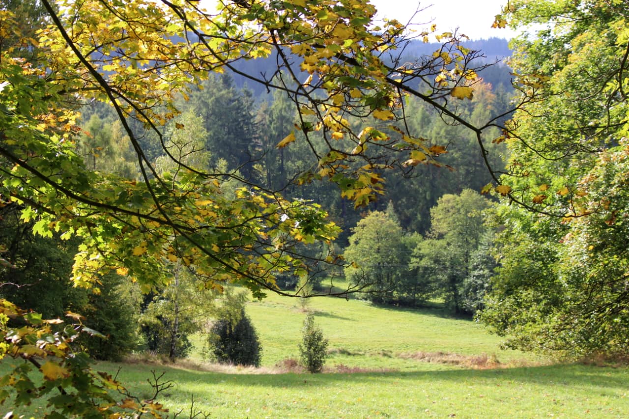 Jesienny park krajobrazowy w Rudawach Janowickich